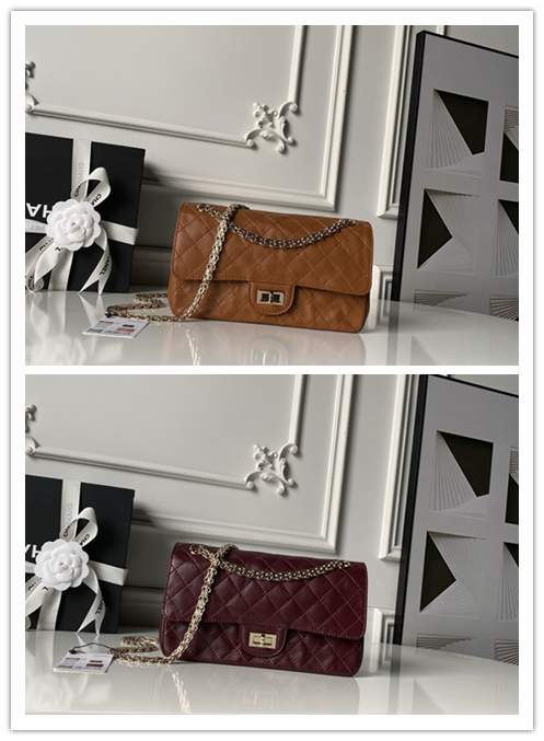 Picture of Chanel Handbags _SKUfw239870894fw